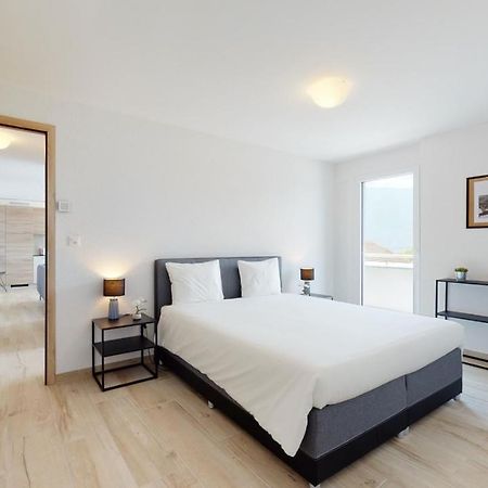 Nonanteneuf Appart Hotel Aigle - Contactless Check-In Bagian luar foto