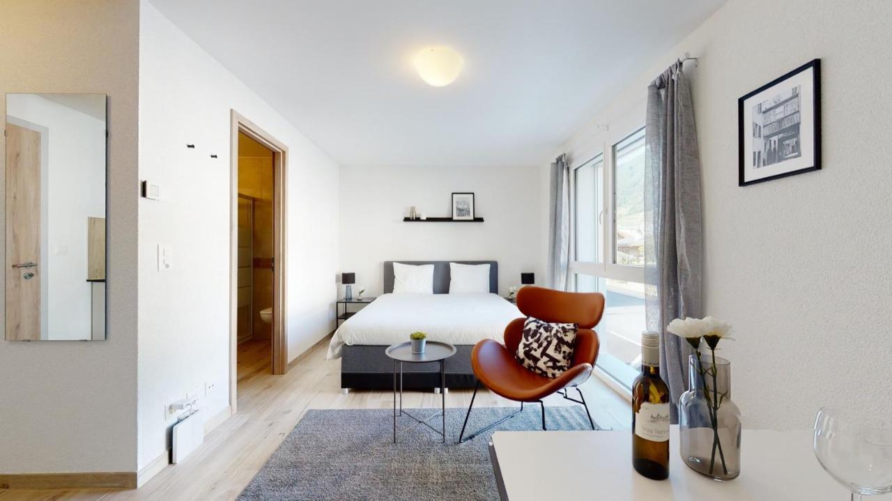 Nonanteneuf Appart Hotel Aigle - Contactless Check-In Bagian luar foto
