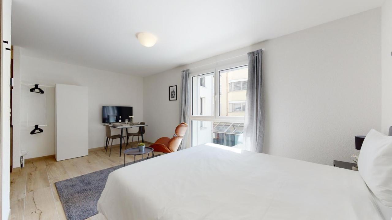 Nonanteneuf Appart Hotel Aigle - Contactless Check-In Bagian luar foto
