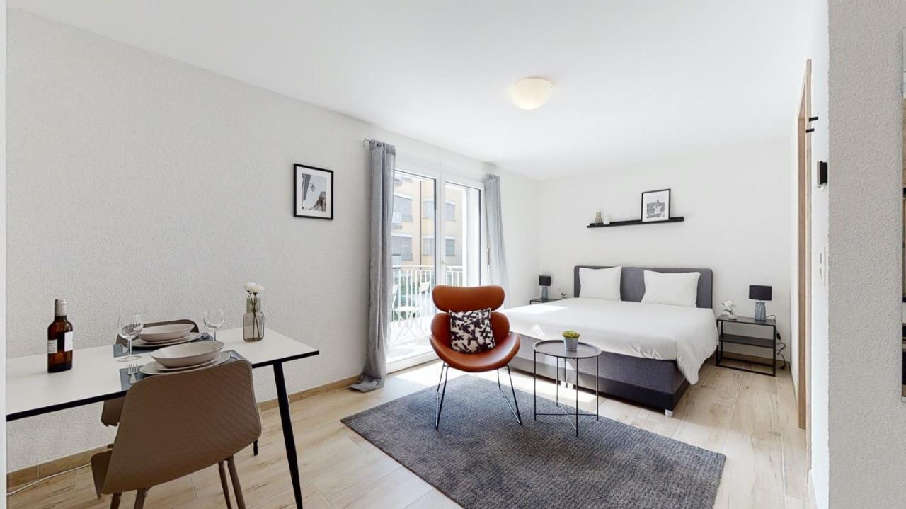 Nonanteneuf Appart Hotel Aigle - Contactless Check-In Bagian luar foto