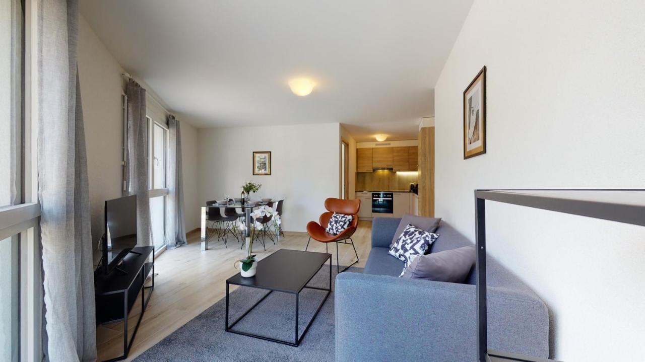 Nonanteneuf Appart Hotel Aigle - Contactless Check-In Bagian luar foto