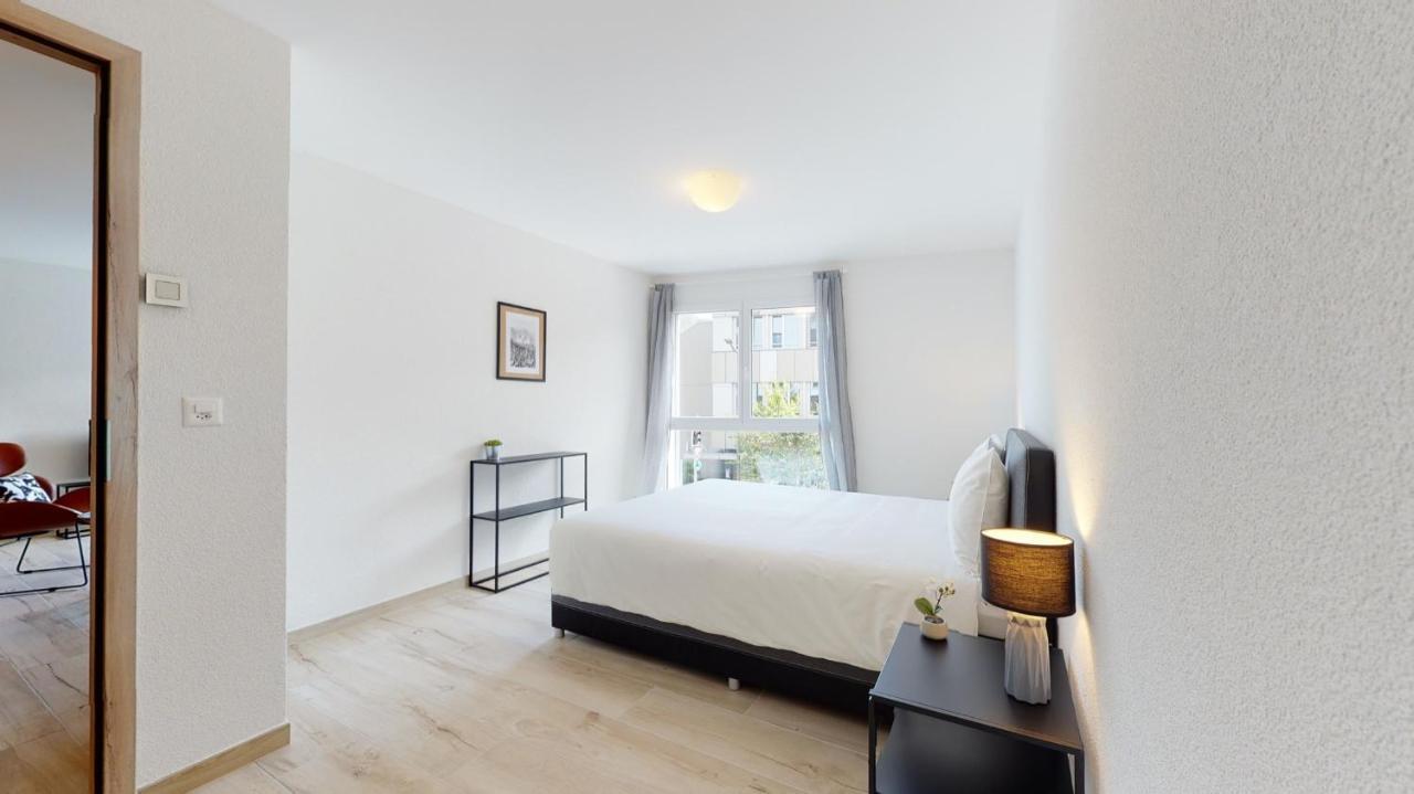 Nonanteneuf Appart Hotel Aigle - Contactless Check-In Bagian luar foto