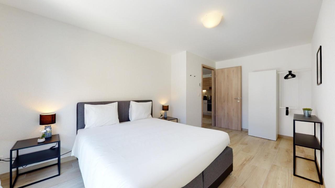Nonanteneuf Appart Hotel Aigle - Contactless Check-In Bagian luar foto