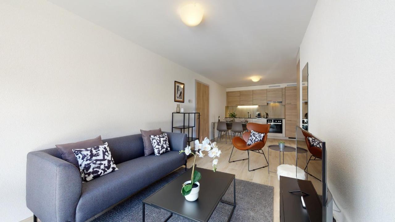 Nonanteneuf Appart Hotel Aigle - Contactless Check-In Bagian luar foto