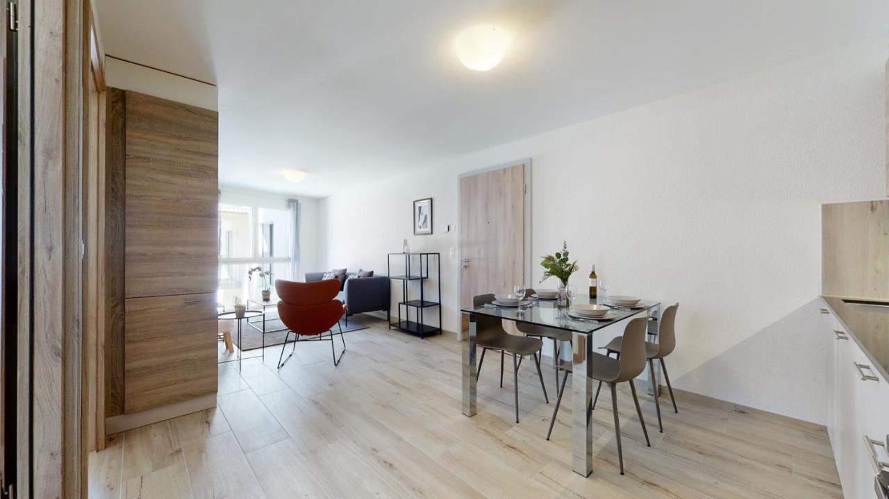 Nonanteneuf Appart Hotel Aigle - Contactless Check-In Bagian luar foto